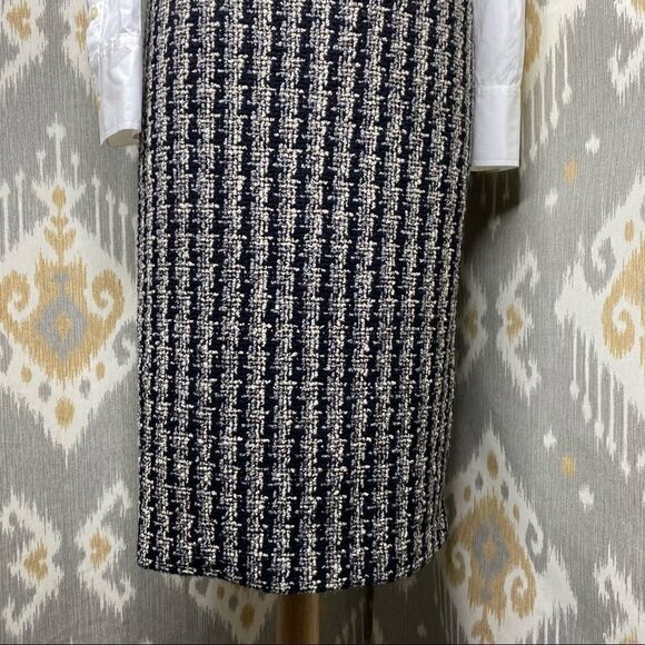 Ralph Lauren Collection | Fall 2004 Made-in-Italy Bouclé Tweed Skirt - Picture 10 of 16